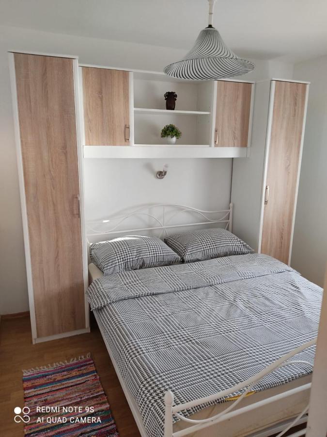 Apartmani Iva Sveti Juraj Ngoại thất bức ảnh