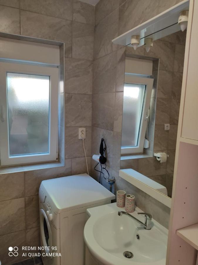 Apartmani Iva Sveti Juraj Ngoại thất bức ảnh