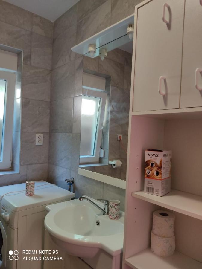 Apartmani Iva Sveti Juraj Ngoại thất bức ảnh